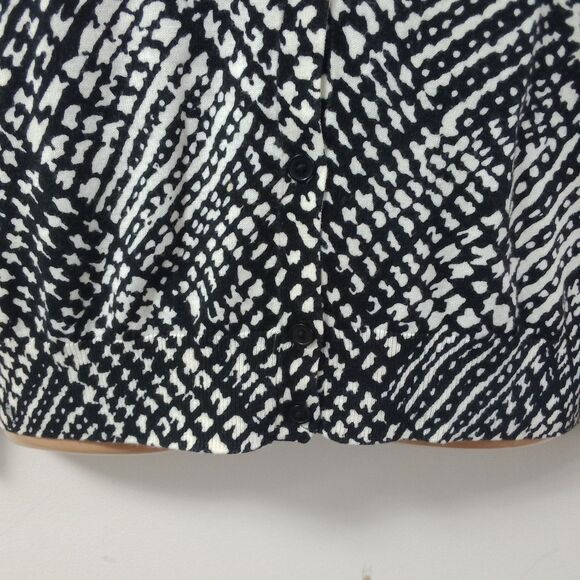 Talbots Black White Abstract Print Sweater Medium Petite - Picture 4 of 7